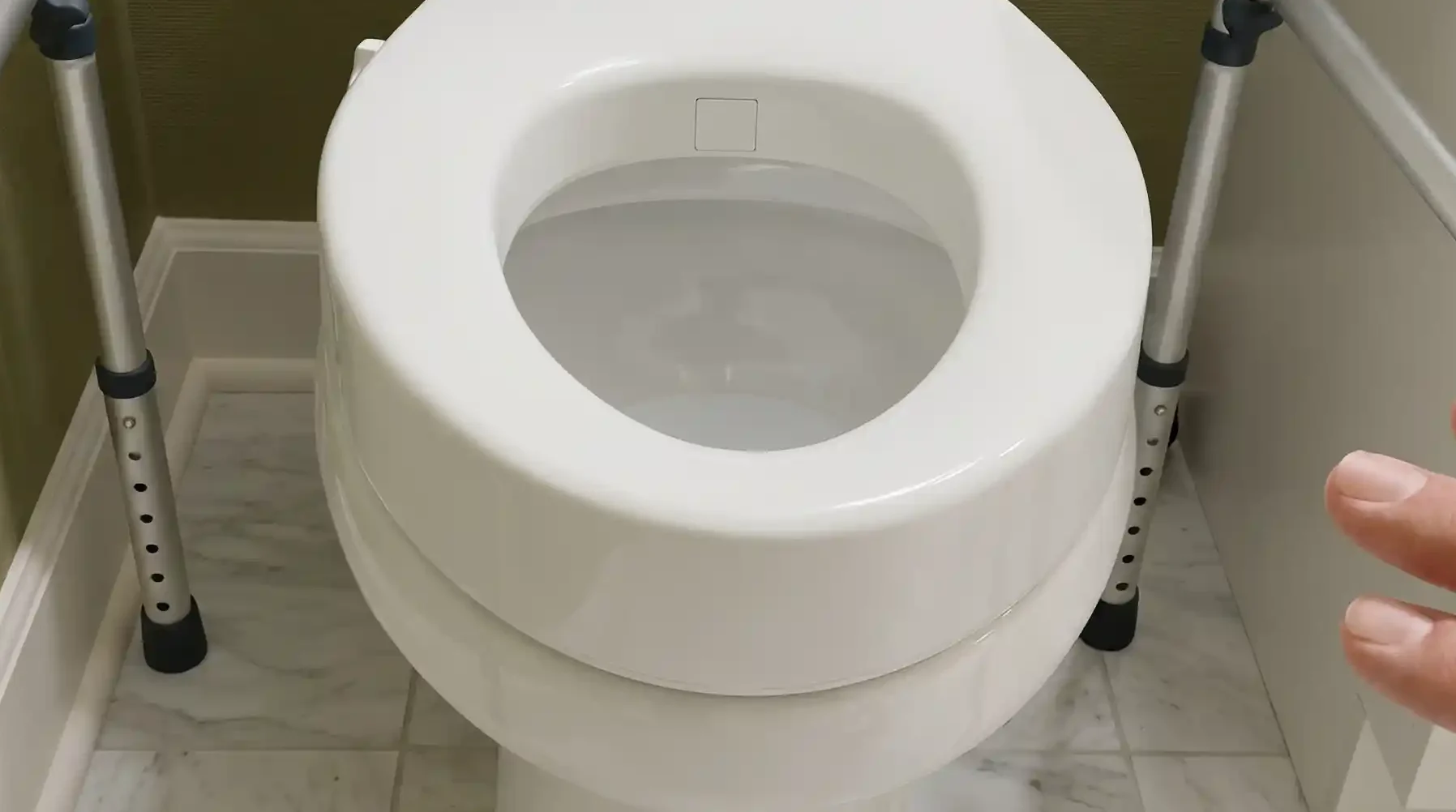 My Testing Experience of Huttdmel HTW020 Raised Bidet Toilet Seat Elongated 18.5" Review